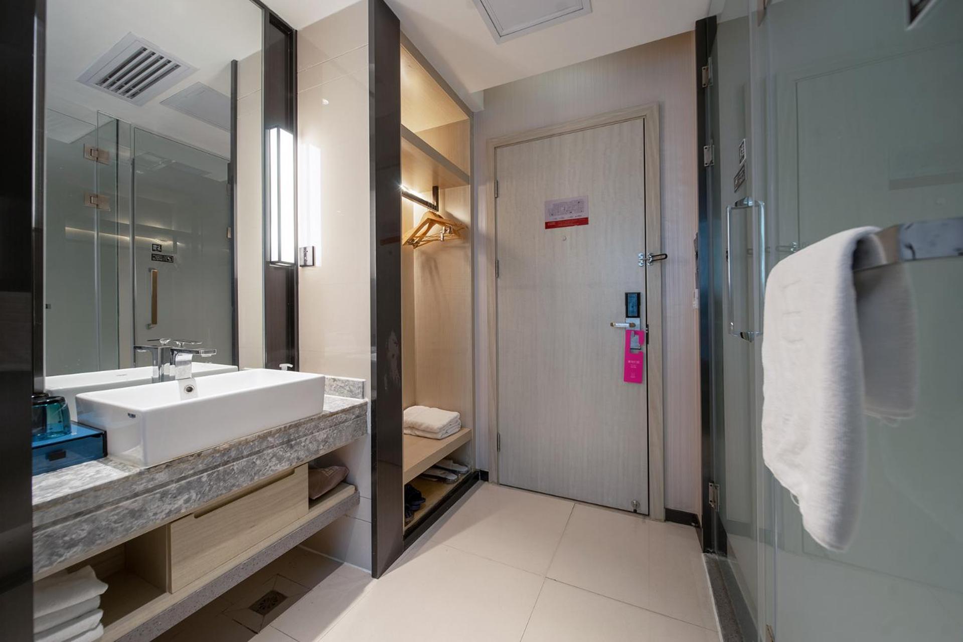 Echarm International Hotel Canton Tower Pazhou Convention And Exhibition Center Lujiang Subway Metro Branch - Free Shuttle Bus To Canton Fair Complex During Canton Fair Period Esterno foto