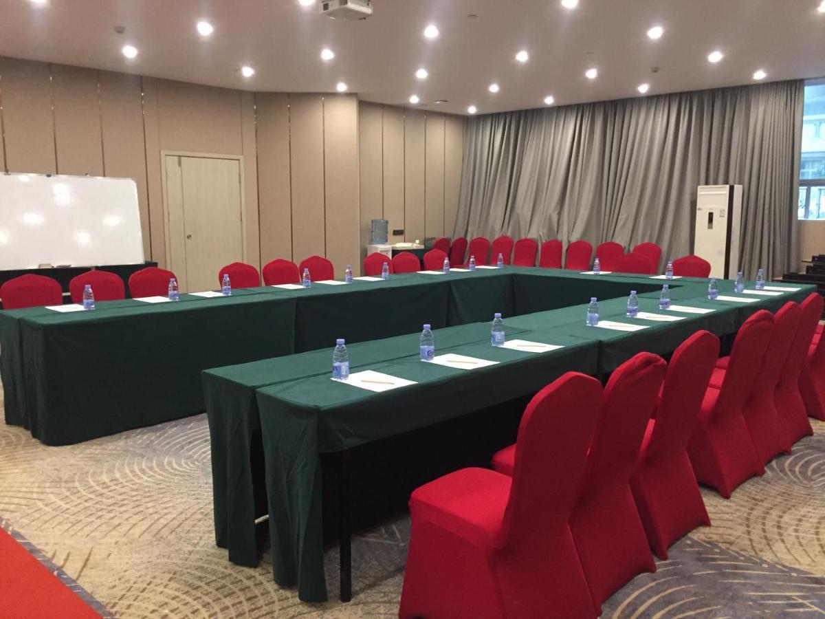 Echarm International Hotel Canton Tower Pazhou Convention And Exhibition Center Lujiang Subway Metro Branch - Free Shuttle Bus To Canton Fair Complex During Canton Fair Period Esterno foto